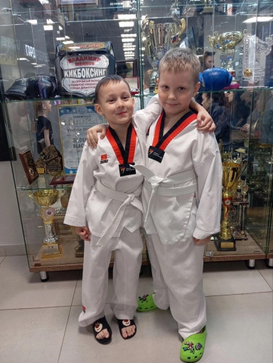 Наши чемпионы Наши чемпионы.
